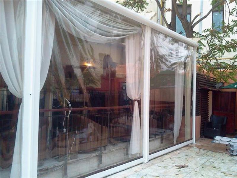 rulouri transparente